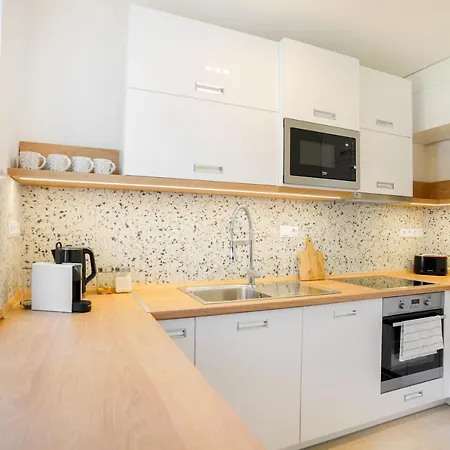 Piroska Bartokteri 02 Apartment Eger