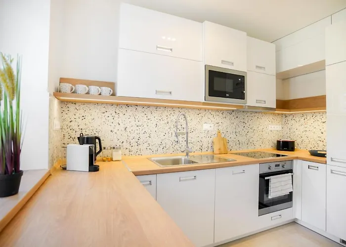 Piroska Bartokteri 02 Apartment Eger