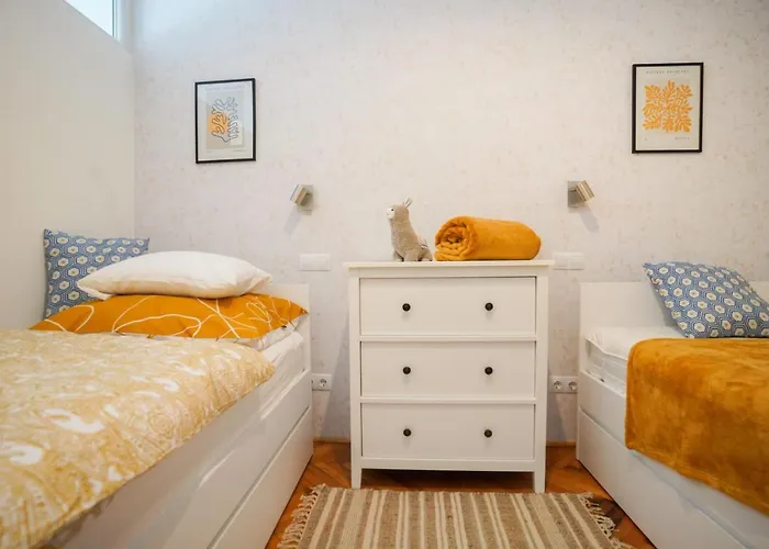 Apartman Piroska Bartóktéri 02 *